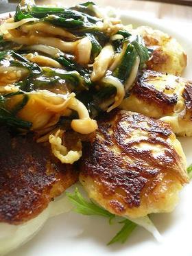 豆腐ハンバーグの中華野菜ソースがけ。