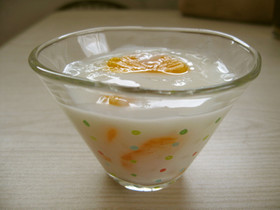 缶詰ミカンでミルク寒天