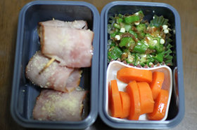 お弁当にも♪ プチトマトのベーコン巻き