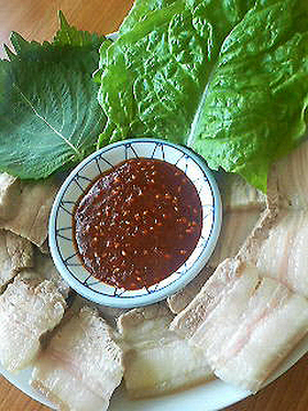 豚肉の野菜包み★本場韓国の味です!
