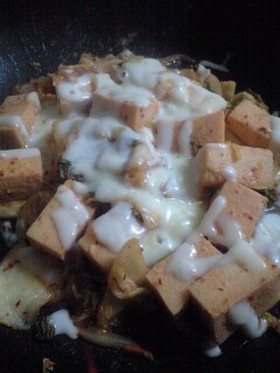 高野豆腐のキムチーズ炒め