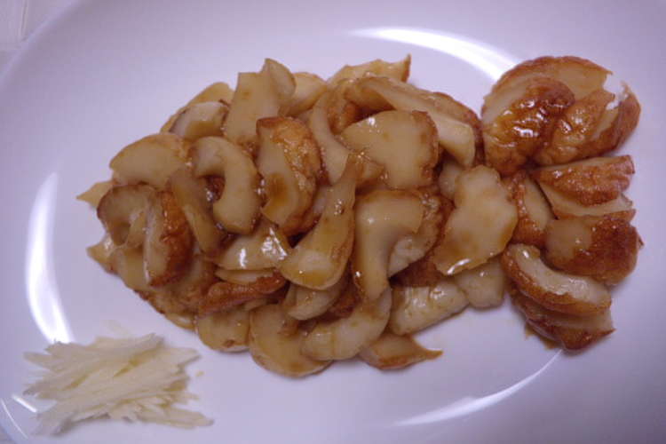 骨のない煮魚？　新しょうが添え♡