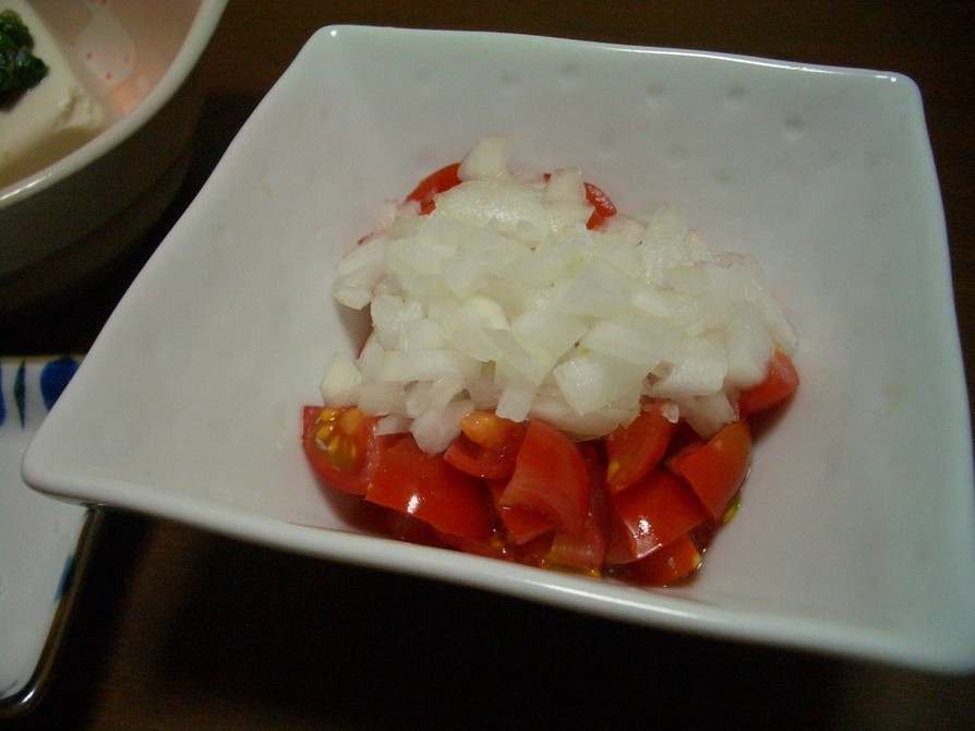 絶品☆新たまねぎとトマトの簡単サラダの画像