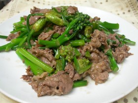 茎ブロッコリーと牛肉のオイスター炒め