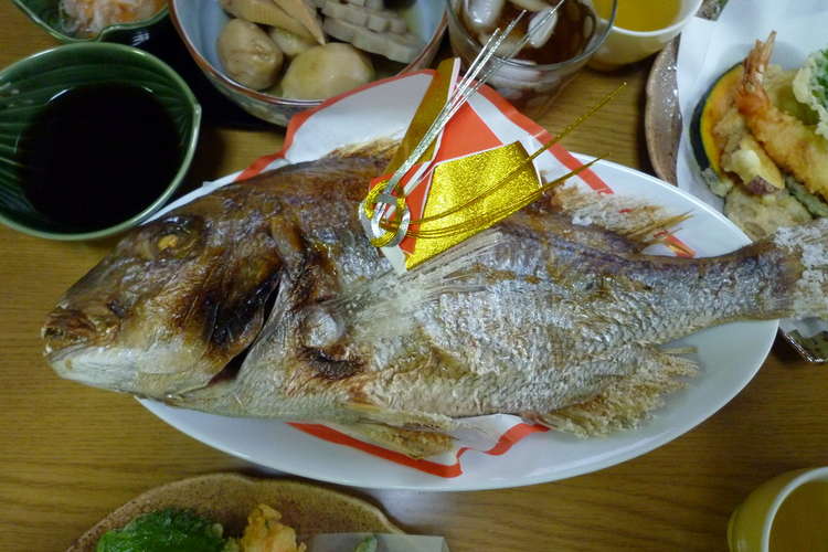 お食い初めﾒﾆｭｰ 鯛の尾頭付き レシピ 作り方 By なぁちくりん クックパッド 簡単おいしいみんなのレシピが353万品