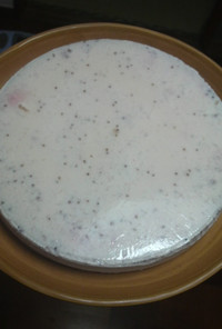 豆乳イチゴレアケーキ