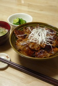 北海道十勝風～豚丼！とタレ