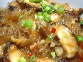 春雨としいたけのさっと煮。