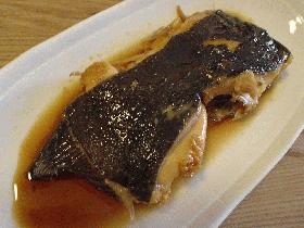 はなびし草の子持ちカレイの煮付け