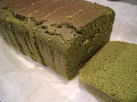 おからと豆乳のモチモチ抹茶ケーキ