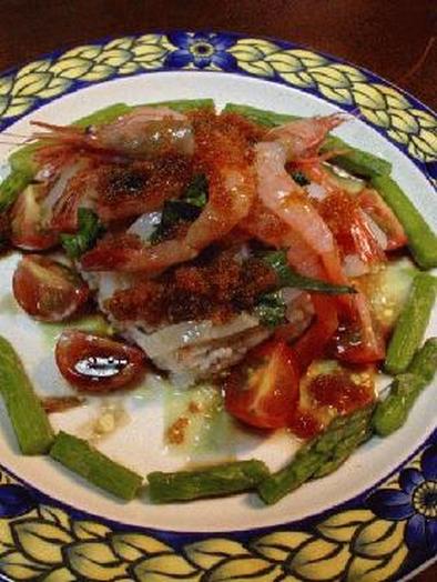 新鮮魚介のライスサラダの写真