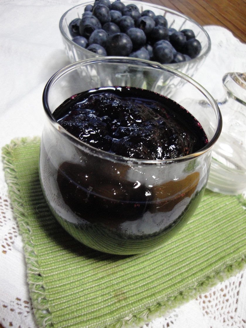 電子レンジで作るブルーベリージャム // 料理本のレシピ