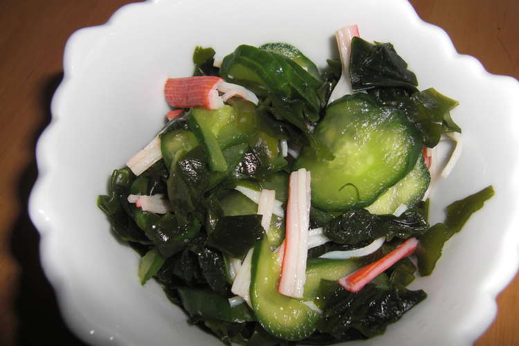 簡単 麺つゆでﾜｶﾒとｷｭｳﾘの酢の物 レシピ 作り方 By 御台所 クックパッド 簡単おいしいみんなのレシピが359万品