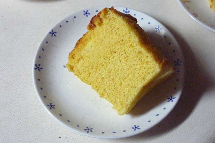 しっとりしゅわしゅわシフォンケーキ レシピ 作り方 By Mocomococream クックパッド