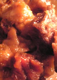 沖縄料理：豚肉スペアリブの煮物(ソーキ)