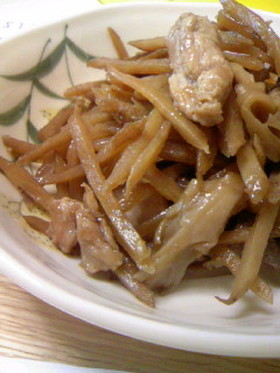 我が家の常備菜♪鶏肉ごぼう舞茸の炒め煮