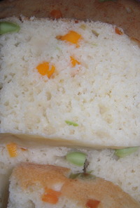 炊飯器で発酵&炊くパン（豆腐とチー枝豆）