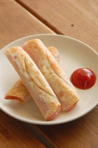 ミニブリトー?! ハムチー巻き焼き餃子