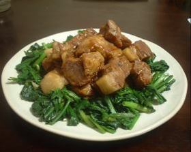 ●豚肉のやわらか角煮●