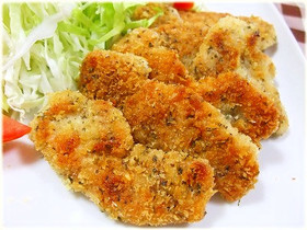 *鶏むね肉のチーズパン粉焼き*