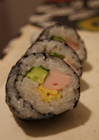 三色巻き寿司