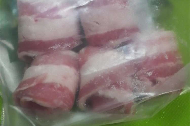 お肉の冷凍保存は巻き巻きロールで レシピ 作り方 By りっちび クックパッド 簡単おいしいみんなのレシピが356万品