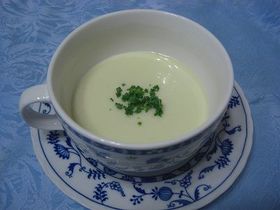 じゃが芋の冷たいスープ♡(ビソシワーズ)