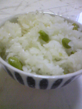 超シンプル☆ふっくら枝豆ごはん☆
