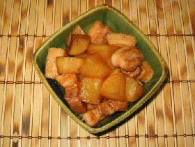 豚バラ肉と大根の煮物