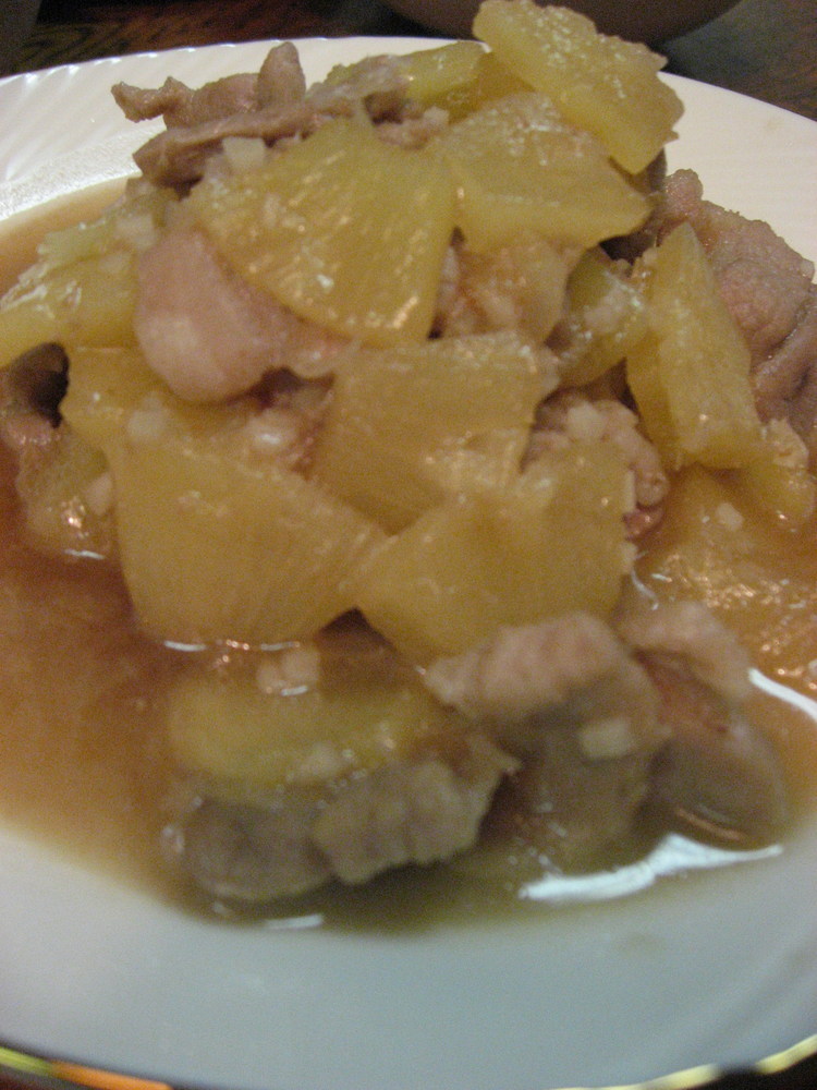 タイの家庭料理☆豚肉とパイナップルの炒め物 ☆の画像