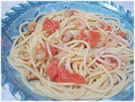 エビともやしのトマトソースパスタ