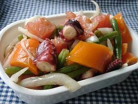 タコとたっぷり野菜のマリネ