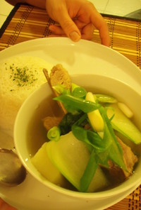 フィリピンの豚のスープ（Ｎｉｌａｇａ）