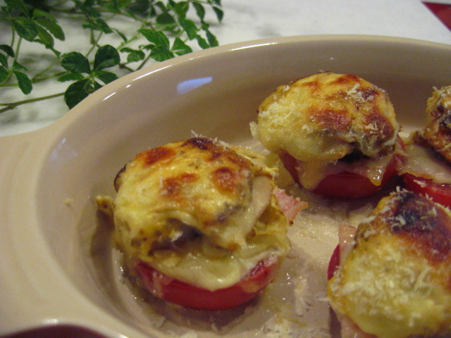 トマトとホタテのオーブン焼きの画像