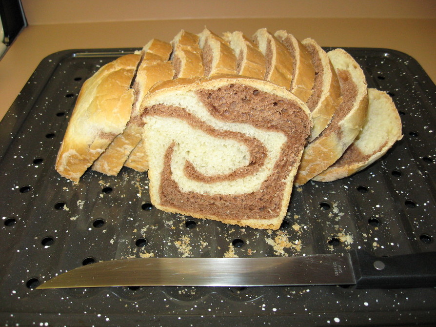 ココアの渦巻き食パンの画像