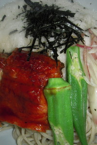 冷製蕎麦&うどん（鰻とオクラとトロロ）