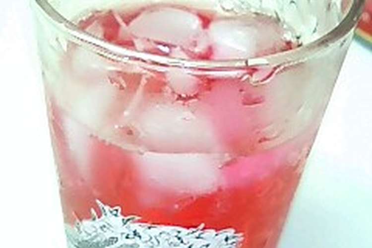 赤いのと青いのの紫蘇ジュース レシピ 作り方 By にぬキッス クックパッド 簡単おいしいみんなのレシピが353万品