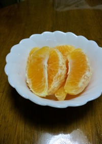 暑さ　吹き飛ぶ　冷凍オレンジ