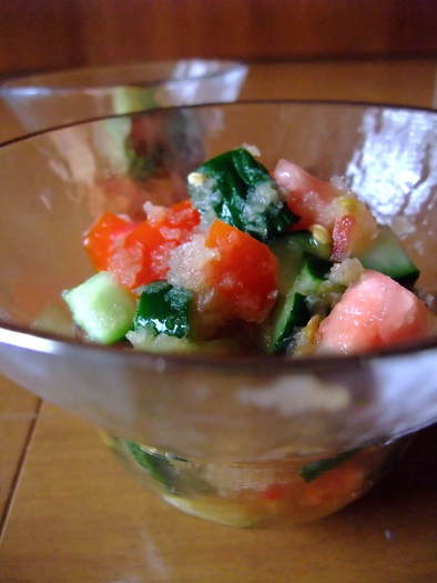 【夏野菜】トマトときゅうりのおろし和えの写真
