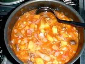 一人の晩ご飯 トマトソース