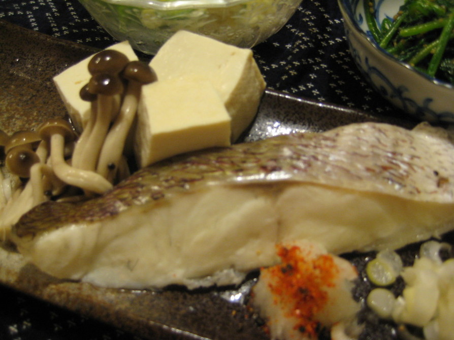 真鯛と豆腐の酒蒸しの画像