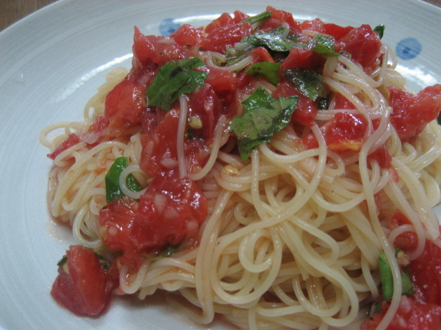 冷製トマトとバジルのカッペリーニの画像