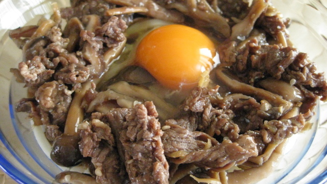 キノコたっぷり 牛肉しぐれうどん レシピ 作り方 By すまいるベアー クックパッド