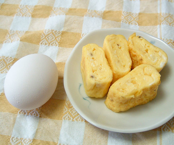 卵1個で！2人分のお弁当用卵焼きの画像