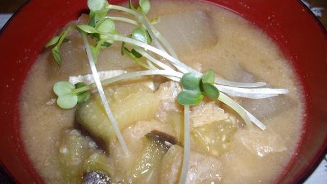冬瓜と茄子のお味噌汁 レシピ 作り方 By まぶたん クックパッド 簡単おいしいみんなのレシピが357万品 冬瓜と茄子のお味噌汁 レシピ 作り方 By まぶたん クックパッド 簡単おいしいみんなのレシピが357万品