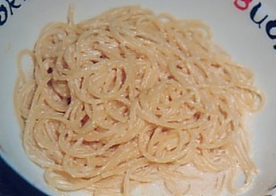 明太子クリームスパゲティーの写真