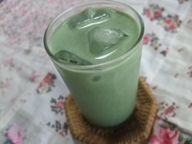 もう一杯〜っ!?美味しい青汁ドリンク♪