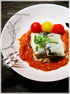 さんまのチーズ焼き♪トマトソース