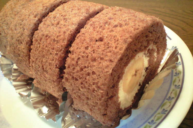 ふわふわ丸ごとバナナロールケーキ レシピ 作り方 By Maple Leef クックパッド 簡単おいしいみんなのレシピが353万品