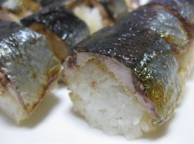 実はカンタン&旨い★焼きさんまの棒寿司